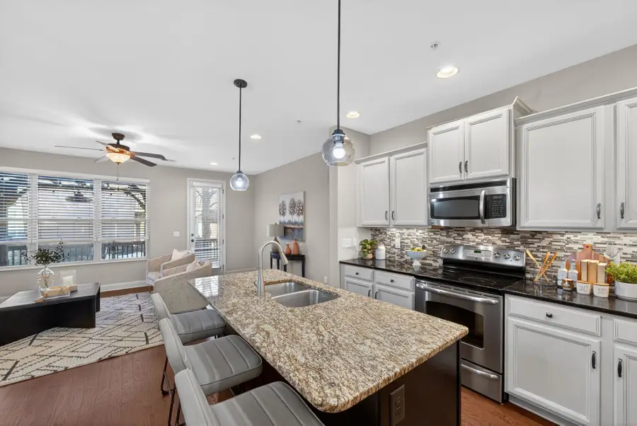 121 Ambassador Pvt Cir, Hendersonville, TN 37075 - #3