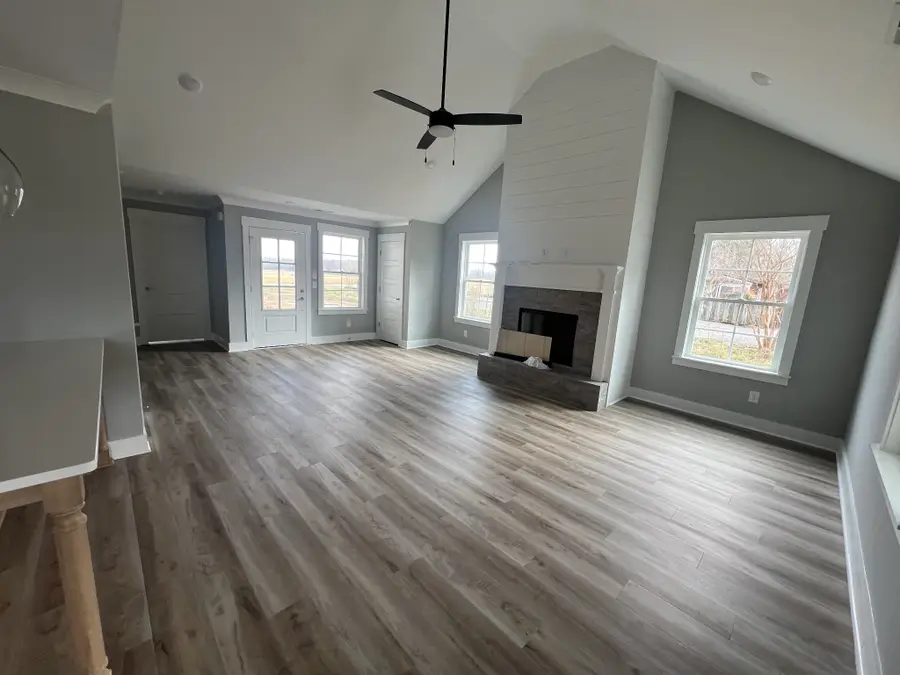 237 Copperas Creek Rd, Tullahoma, TN 37388 - #3