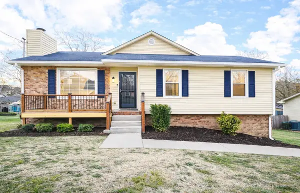 121 Hillwood Dr, Hendersonville, TN 37075