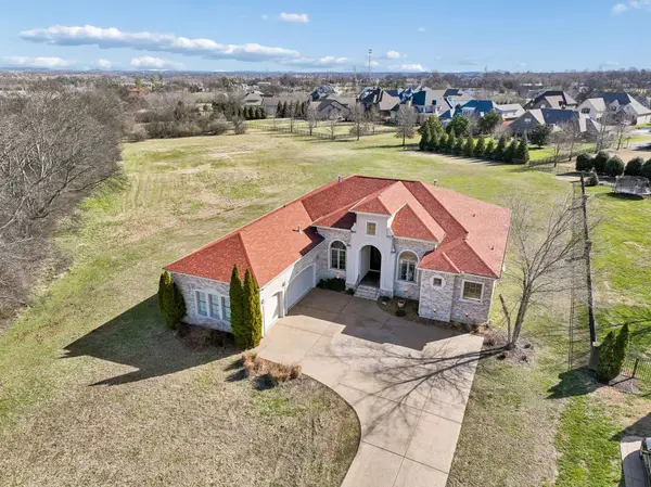 2133 Gorden Xing, Gallatin, TN 37066