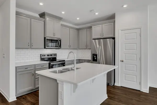 5063 Dayflower Drive, Hermitage, TN 37076