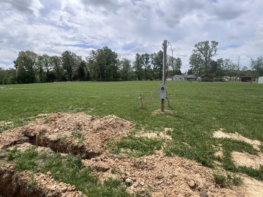 2 Lake Morris Rd, Hopkinsville, KY 42240 - #3