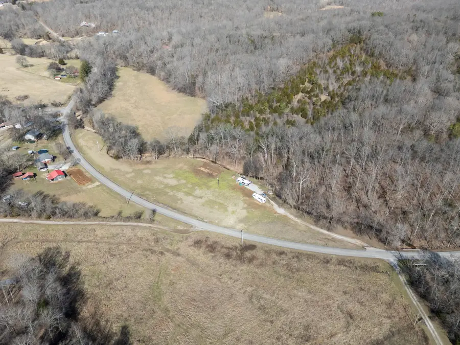 2258 Hollis Crossing Rd, Cumberland Furnace, TN 37051 - #2