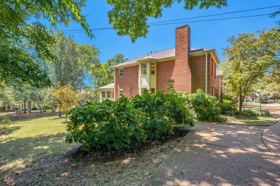 620 Estes Rd, Nashville, TN 37215 - #2