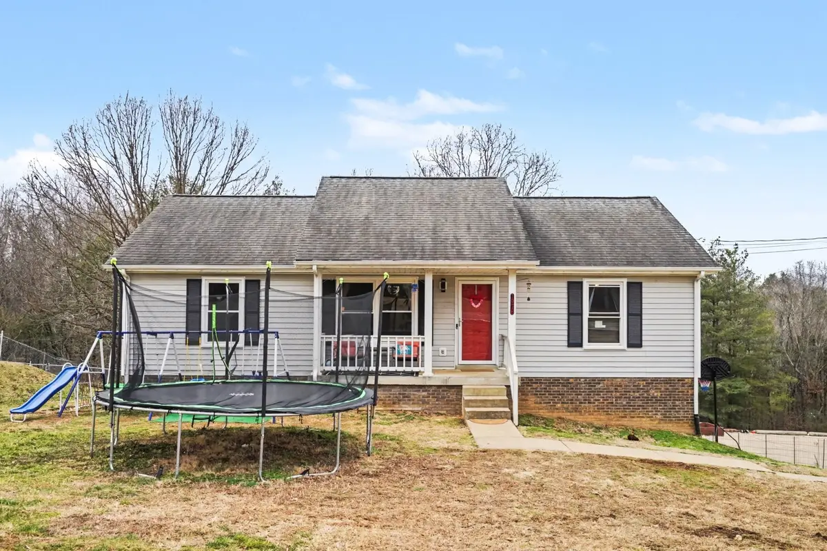 1978 Seven Mile Ferry Rd, Clarksville, TN 37040 - #1