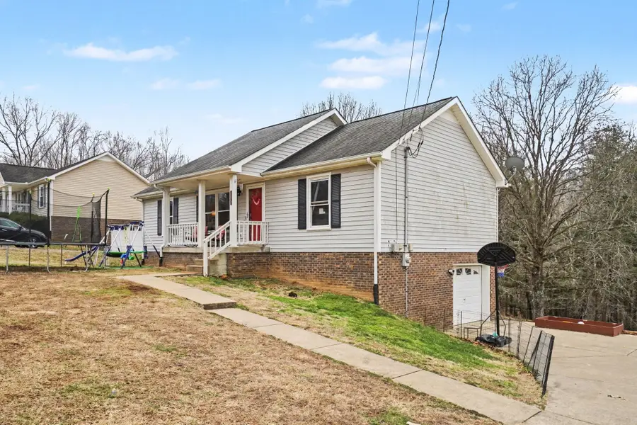 1978 Seven Mile Ferry Rd, Clarksville, TN 37040 - #2