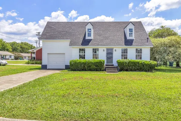 611 Fairgrounds Ct, Lebanon, TN 37087