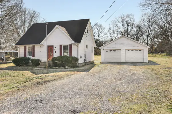 100 Bluegrass Dr, Smyrna, TN 37167