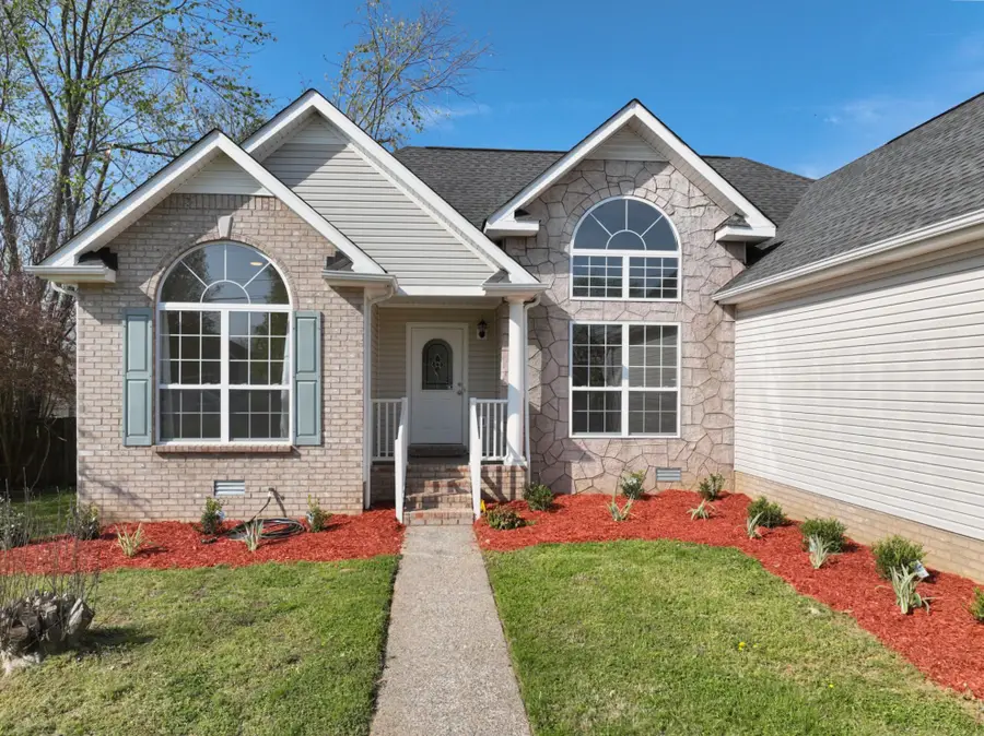 1251 Wentworth Dr, Gallatin, TN 37066 - #2