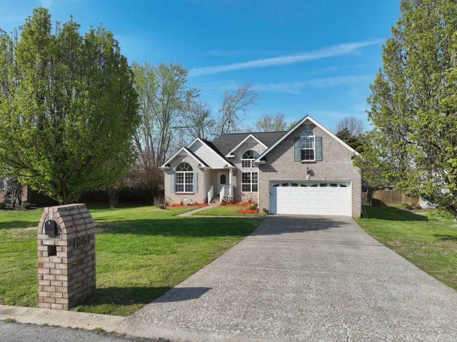 1251 Wentworth Dr, Gallatin, TN 37066 - #3