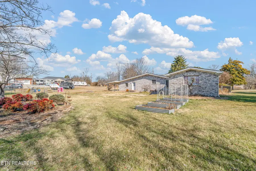 7237 Oakmeade Rd, Powell, TN 37849 - #2