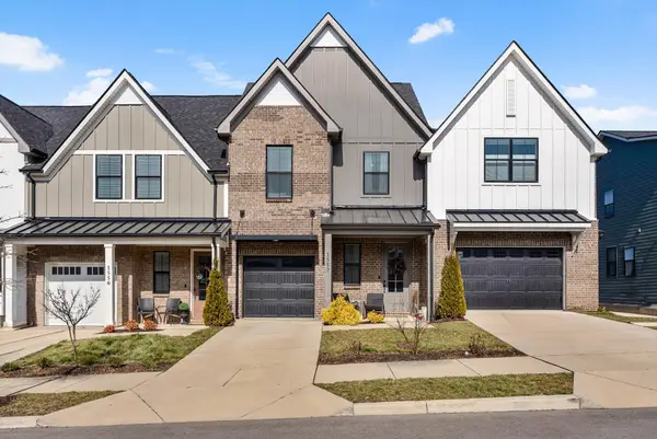 1552 Nickelby Pl, Thompsons Station, TN 37179