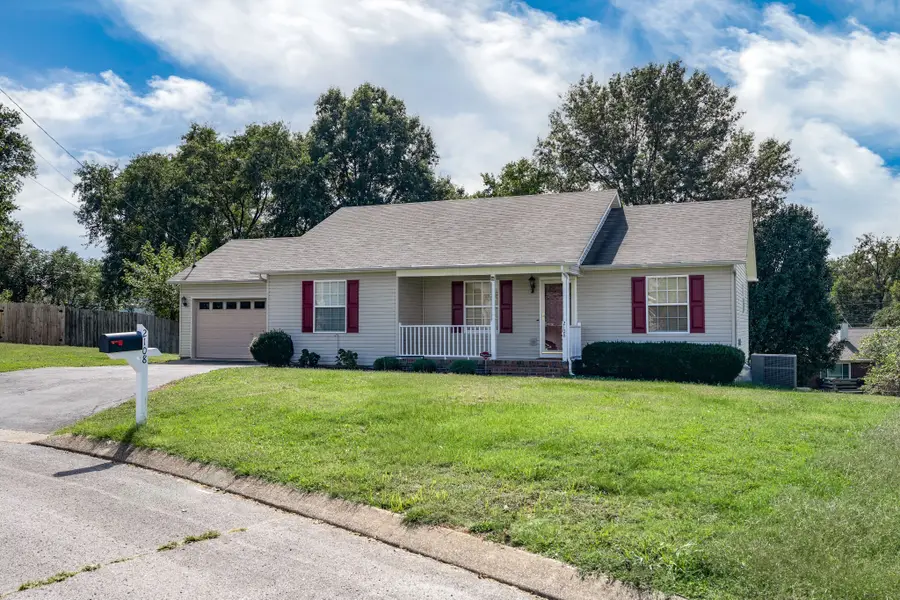 2108 Carrie Ct, Columbia, TN 38401 - #3