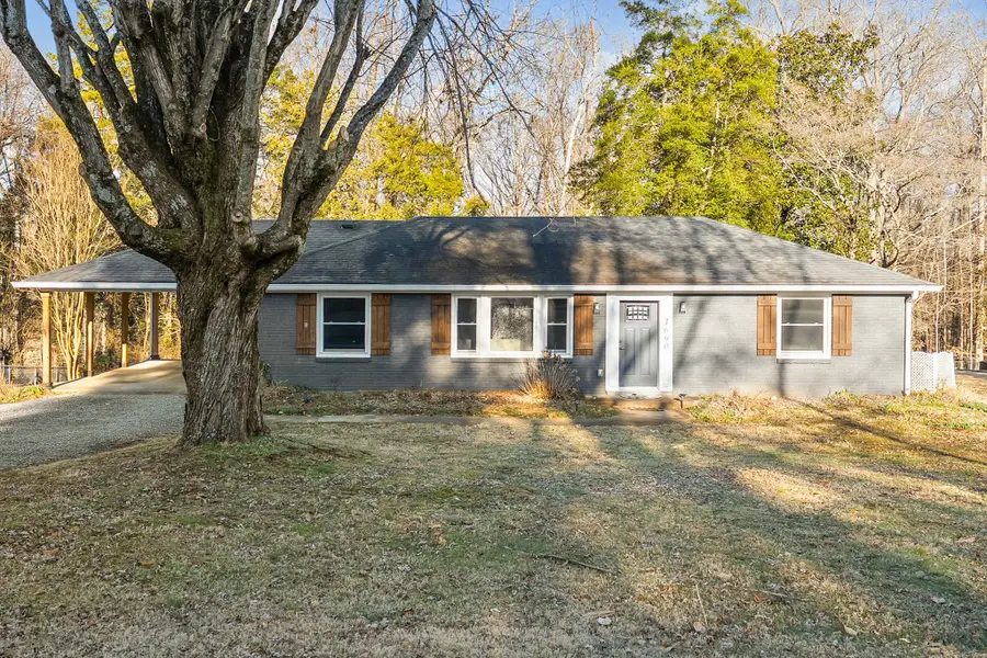 1690 Valley Rd, Clarksville, TN 37043 - #3