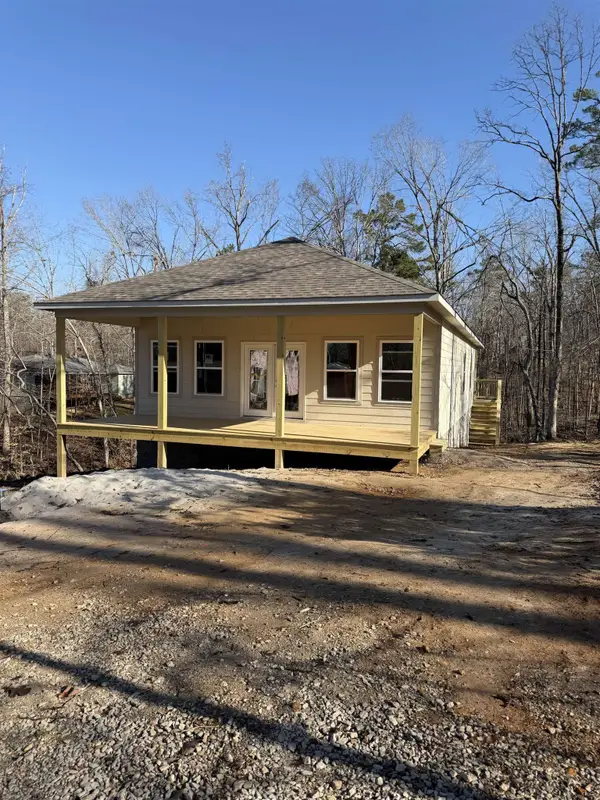 95 Shannon Ln, Savannah, TN 38372