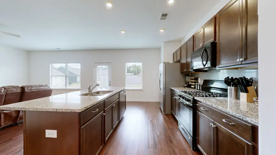 2216 Zeva Cir, Columbia, TN 38401 - #2