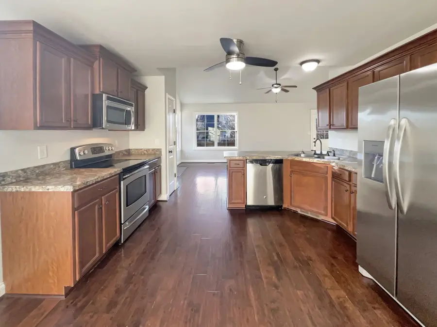 3458 Bradfield Dr, Clarksville, TN 37042 - #2