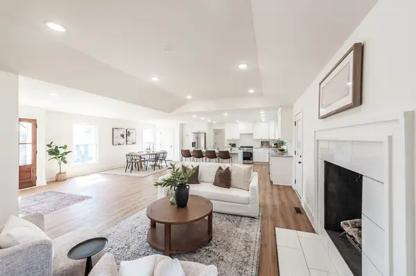 704 Emily Dr, Goodlettsville, TN 37072