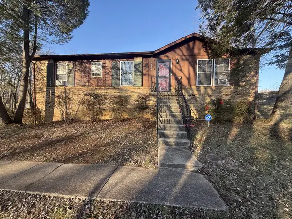 2218 Stokes Rd, Clarksville, TN 37043