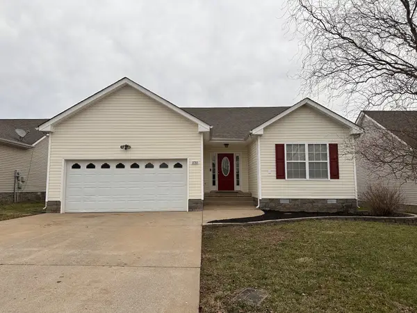 3753 N Jot Dr, Clarksville, TN 37040