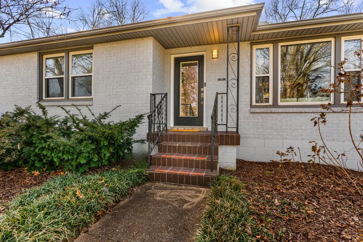 4019 Moss Rose Dr, Nashville, TN 37216 - #1