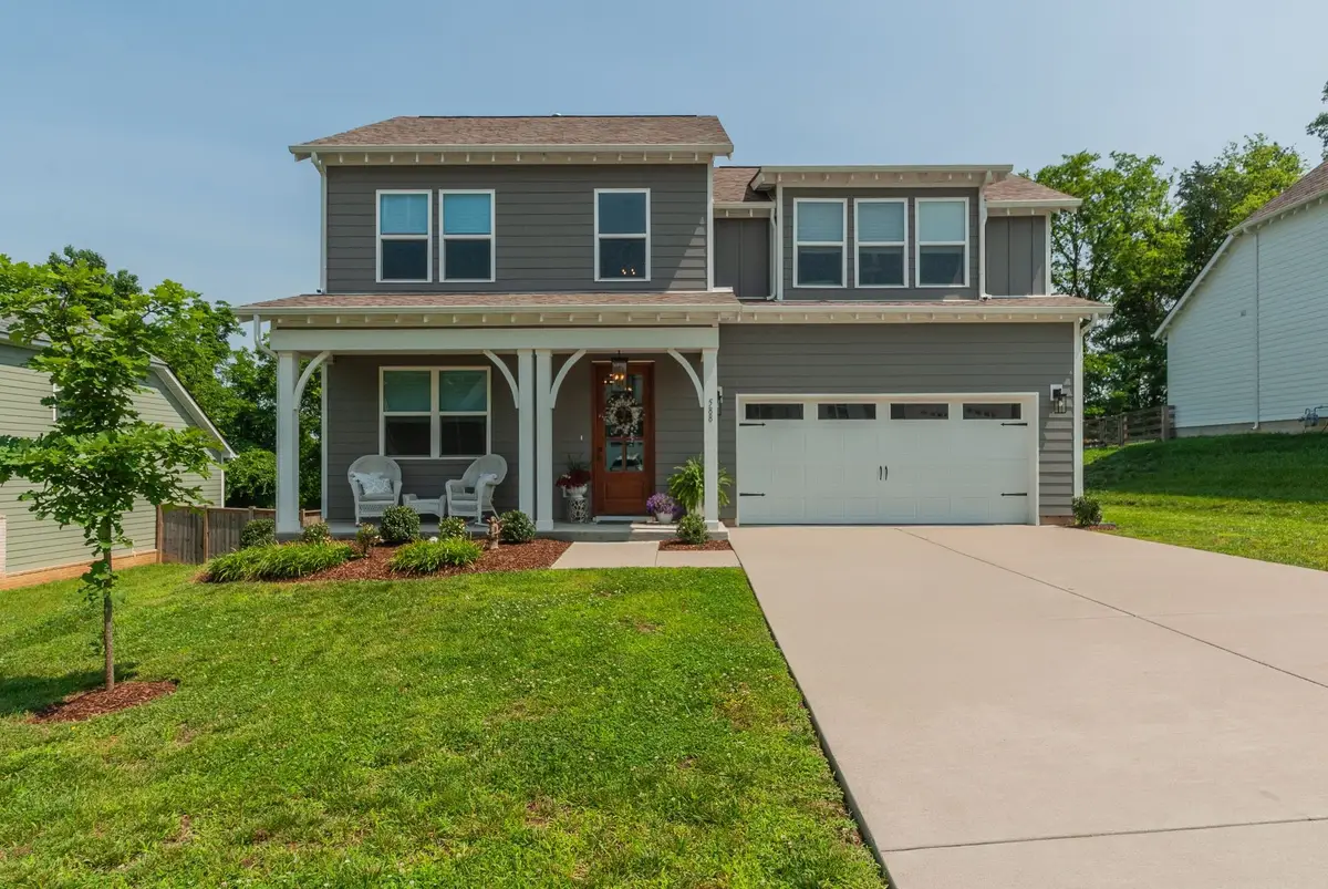 588 Davis Valley Dr, Columbia, TN 38401 - #1