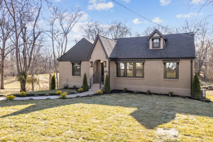 3907 Ivy Dr, Nashville, TN 37216 - #2