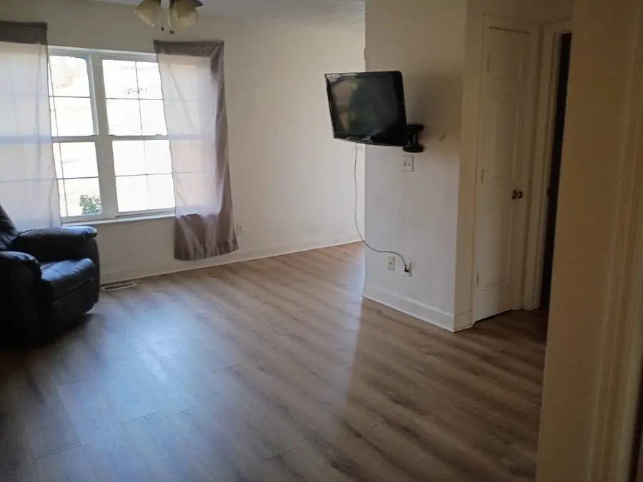 2408 Brittany Dr, Nashville, TN 37206 - #2