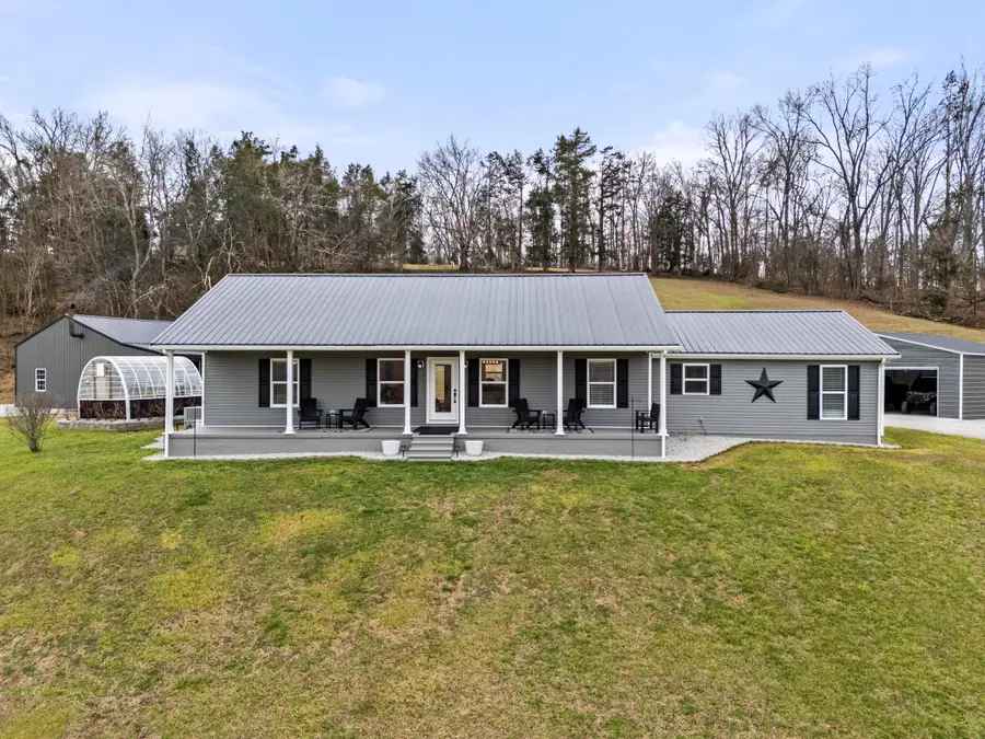 1447 W Beaverdam Rd, Centerville, TN 37033 - #2