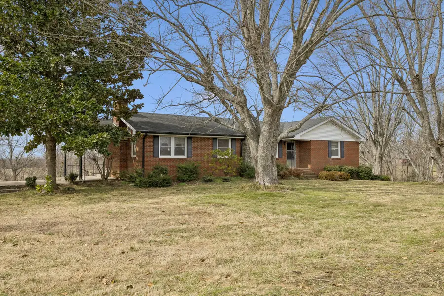 526 W Boiling Springs Rd, Portland, TN 37148 - #2