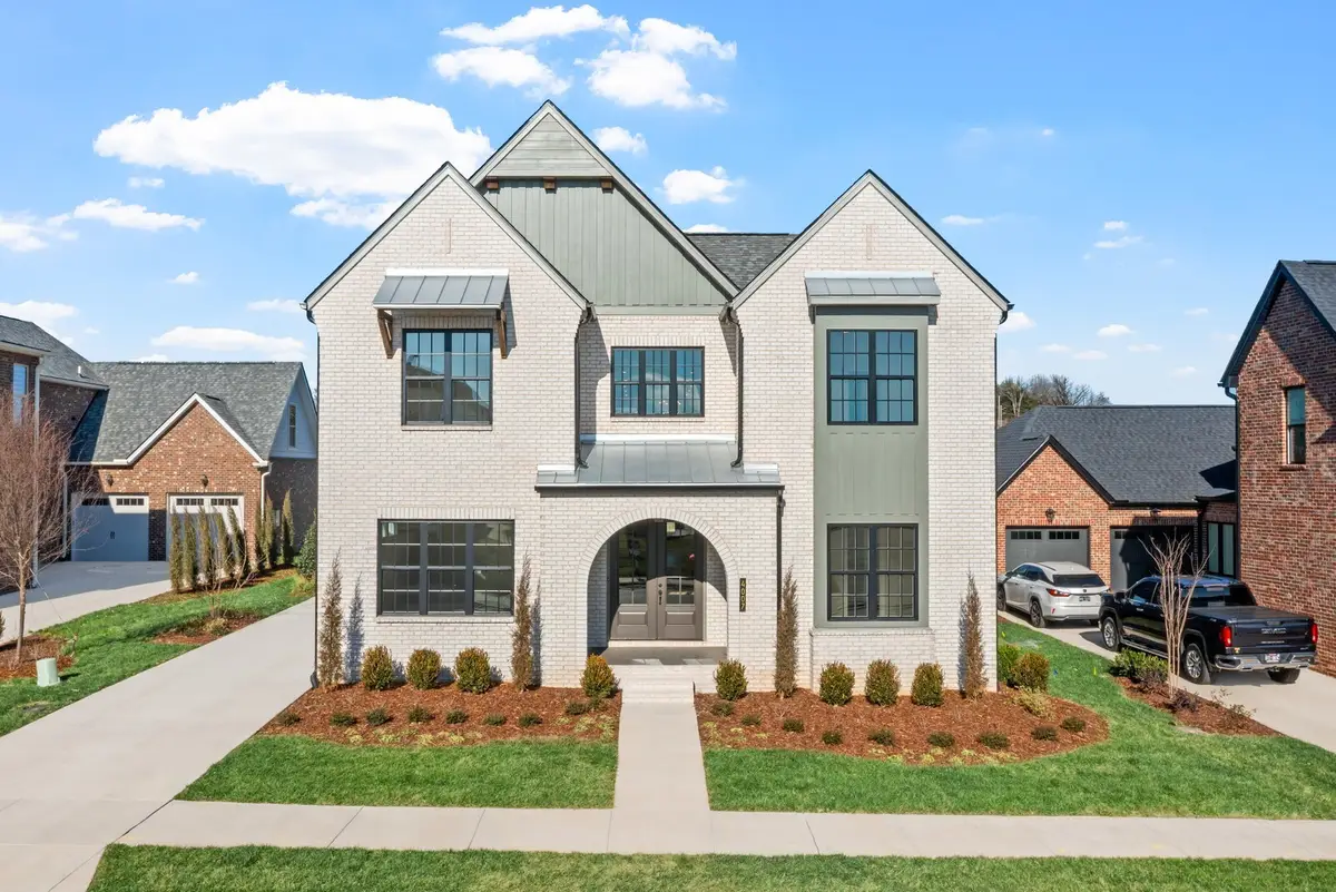 4007 Poplar Farms Dr E, Franklin, TN 37067 - #1