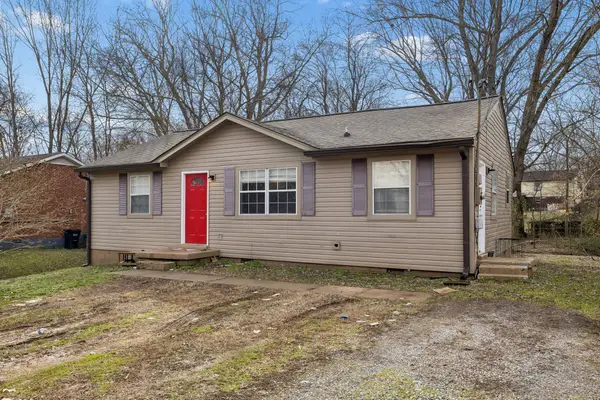 1554 Cherry Tree Dr, Clarksville, TN 37042