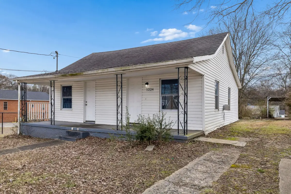 1224 Vine St, Clarksville, TN 37040 - #1