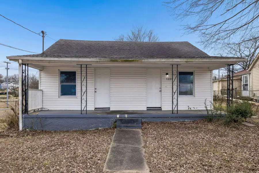 1224 Vine St, Clarksville, TN 37040 - #2