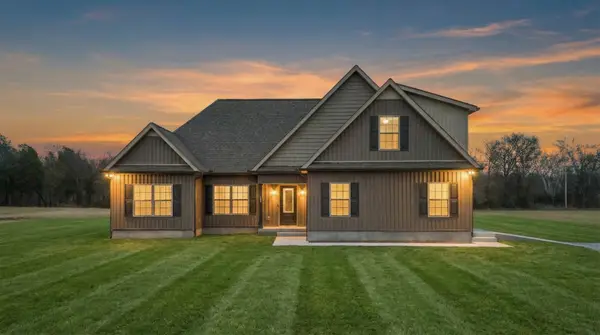 802 Longview Road, Shelbyville, TN 37160