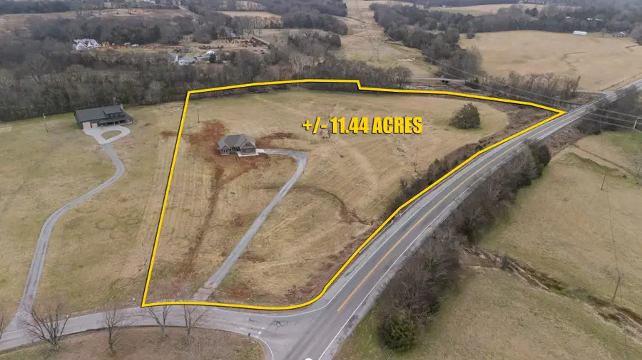 802 Longview Road, Shelbyville, TN 37160 - #3