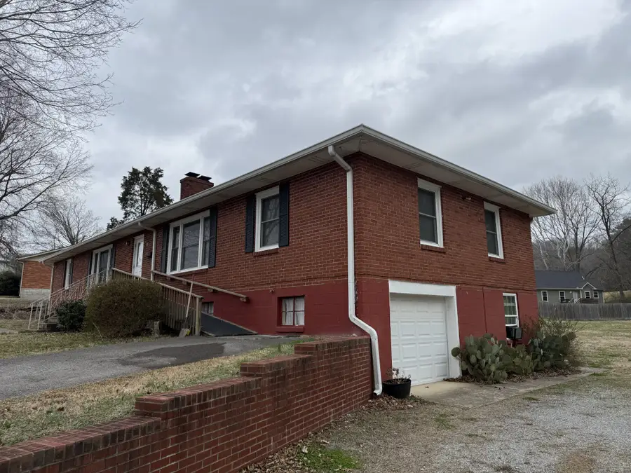 109 Duke St, Ashland City, TN 37015 - #2