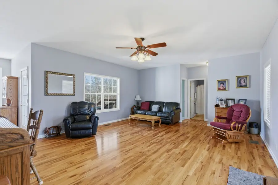 4357 Airport Rd, Springfield, TN 37172 - #3