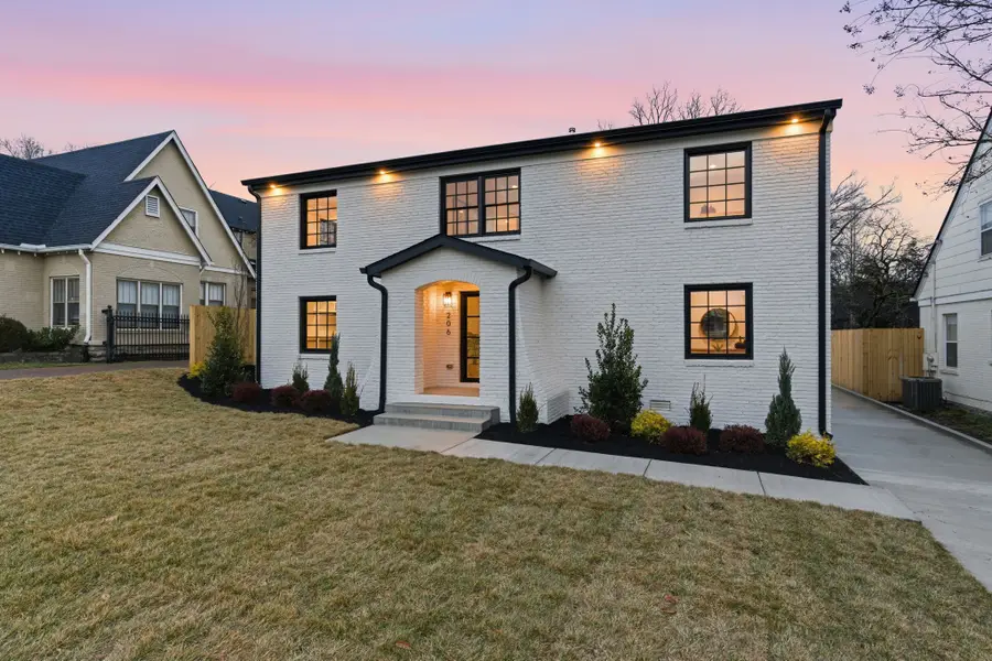 206 Cherokee Rd, Nashville, TN 37205 - #2