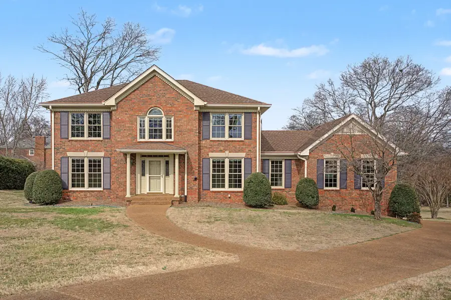 658 Cumberland Hills Dr, Hendersonville, TN 37075 - #2