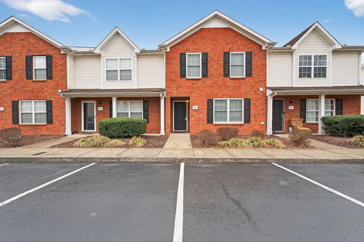 1026 Wolves Den Pl, Murfreesboro, TN 37128 - #1