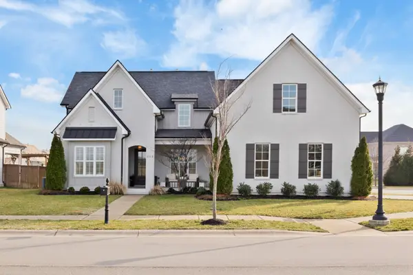 213 Broadgreen Ln, Nolensville, TN 37135