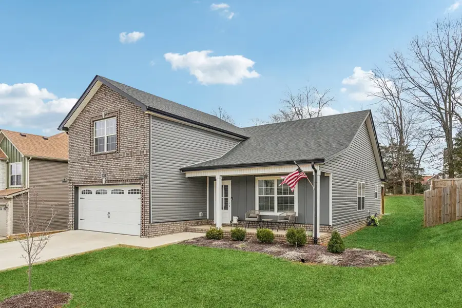 803 Lillian Grace Dr, Clarksville, TN 37043 - #2