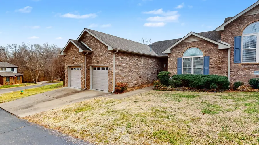 416 Country Club Ct, Clarksville, TN 37043 - #2
