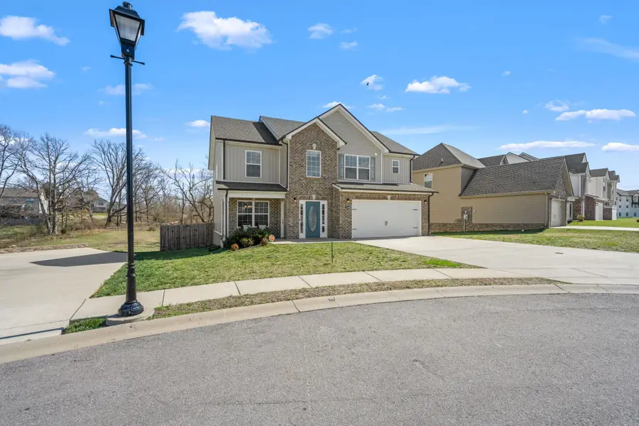 1108 Barnhill Rd, Clarksville, TN 37043 - #2