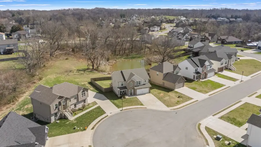 1108 Barnhill Rd, Clarksville, TN 37043 - #3