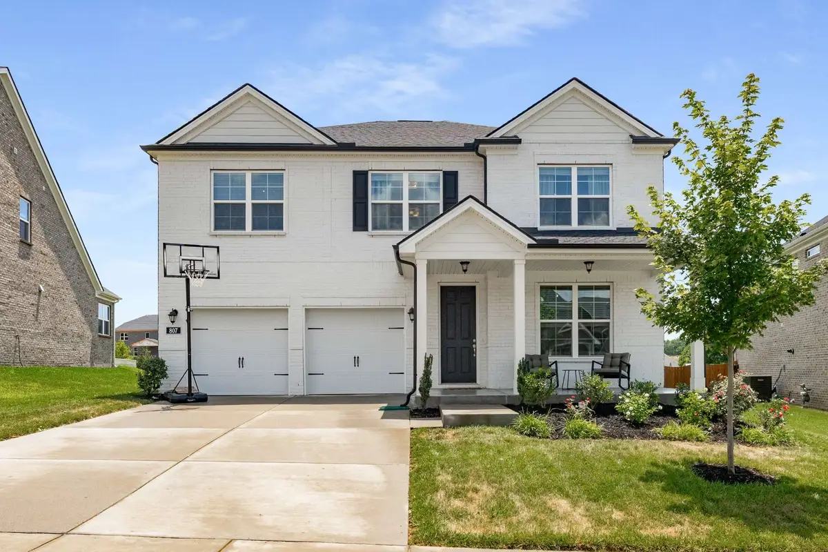 807 Cawthorn Ln, Mount Juliet, TN 37122 - #1
