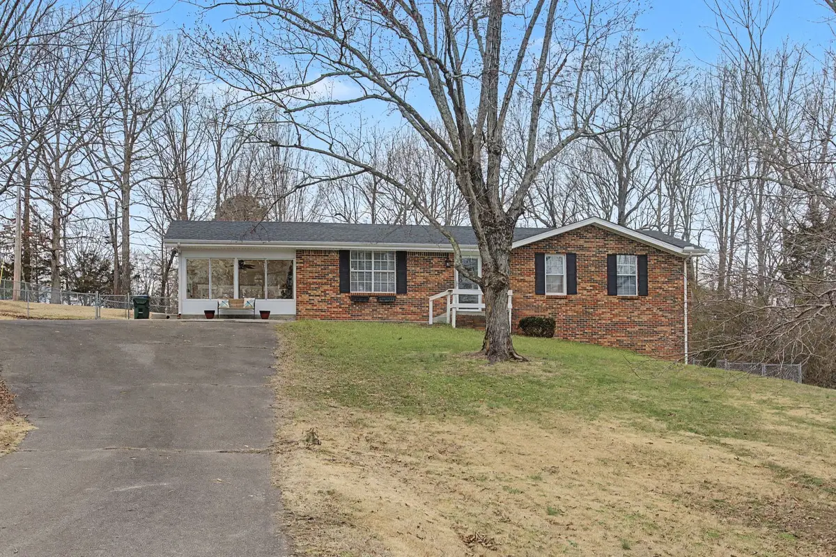 111 Rouse Rd, Dickson, TN 37055 - #1