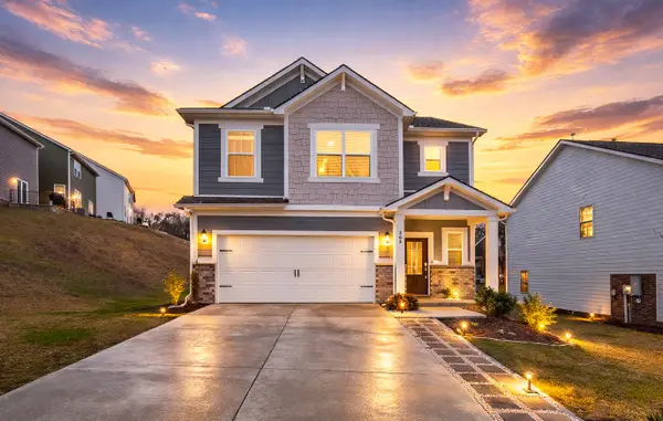 304 Razzle Dr, Smyrna, TN 37167