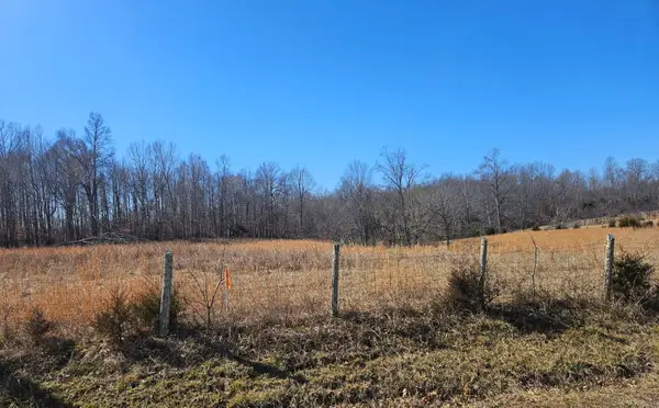 7 Sadlers Chapel, Red Boiling Springs, TN 37150